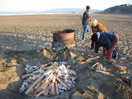building the pit fire