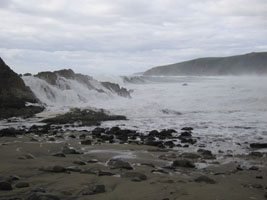 heavy surf at mcclures beach